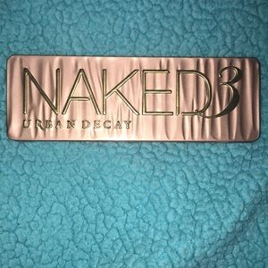 Naked 3 pallete